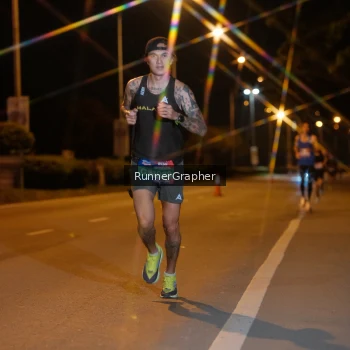 Runner Photo 3743258
