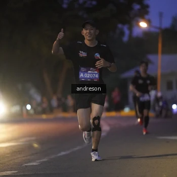 Runner Photo 3743274