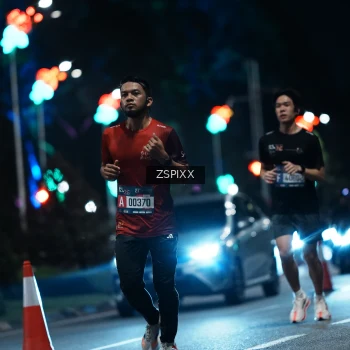 Runner Photo 3743334
