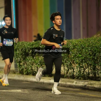 Runner Photo 3743344