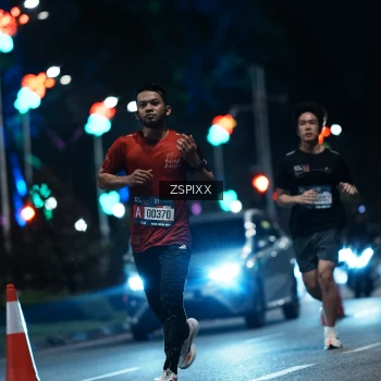 Runner Photo 3743355