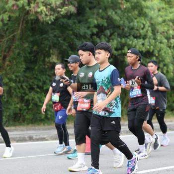 Runner Photo 3743370