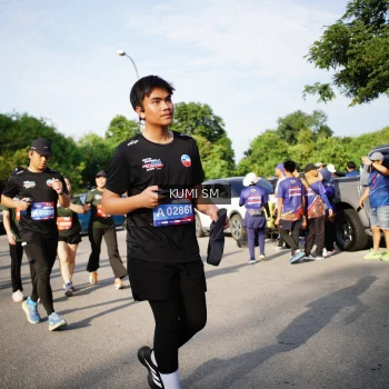 Runner Photo 3743403