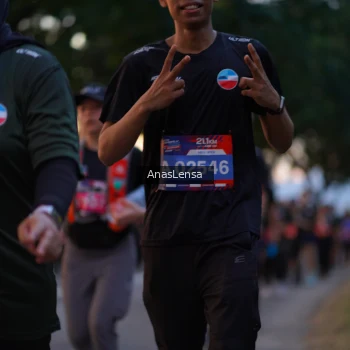 Runner Photo 3743443