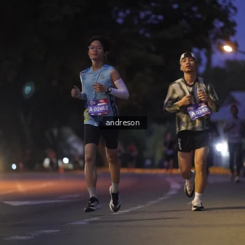 Runner Photo 3743476