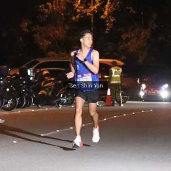 Runner Photo 3743493
