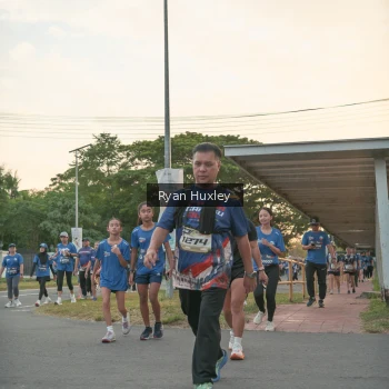 Runner Photo 3743545