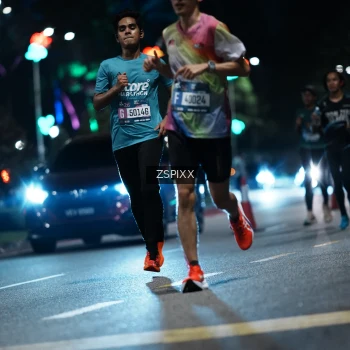 Runner Photo 3743546