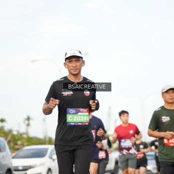 Runner Photo 3743561