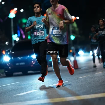 Runner Photo 3743573