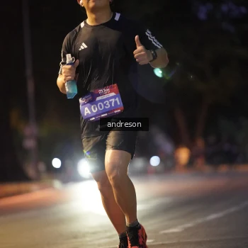 Runner Photo 3743594