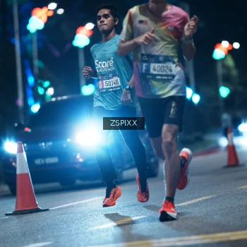 Runner Photo 3743606