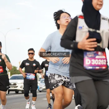 Runner Photo 3743631
