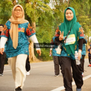 Runner Photo 3743657