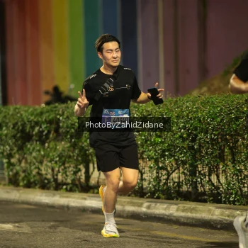Runner Photo 3743672