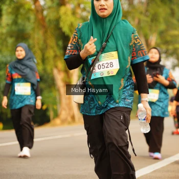 Runner Photo 3743683