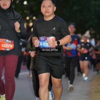 Runner Photo 3743684