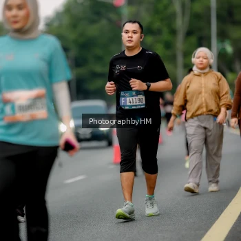 Runner Photo 3743687