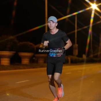 Runner Photo 3743689