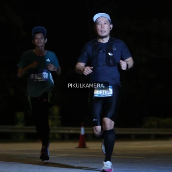Runner Photo 3743694