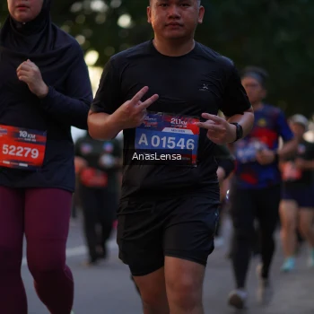 Runner Photo 3743697