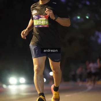 Runner Photo 3743711