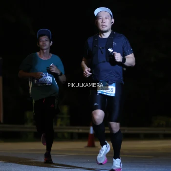 Runner Photo 3743722