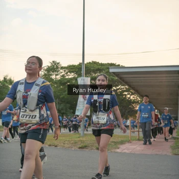 Runner Photo 3743744
