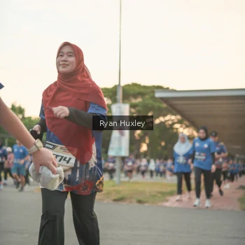 Runner Photo 3743756