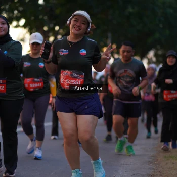Runner Photo 3743767