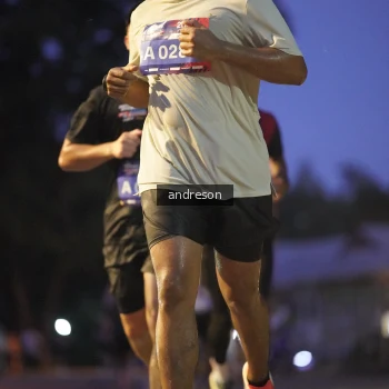 Runner Photo 3743780