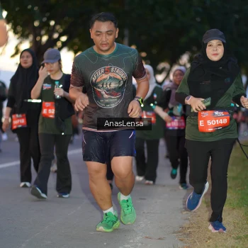 Runner Photo 3743791