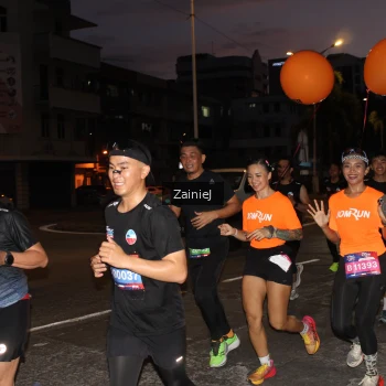 Runner Photo 3743824