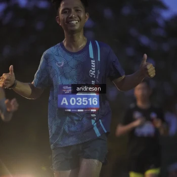 Runner Photo 3743859