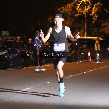 Runner Photo 3743864