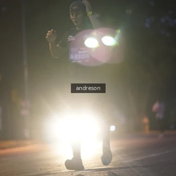 Runner Photo 3743885