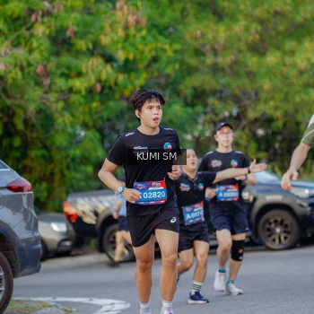 Runner Photo 3743896