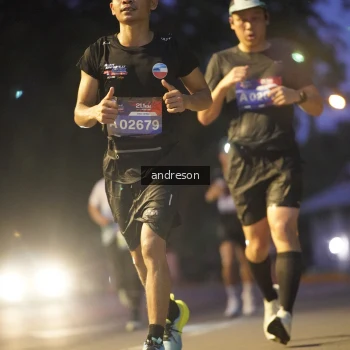 Runner Photo 3743897