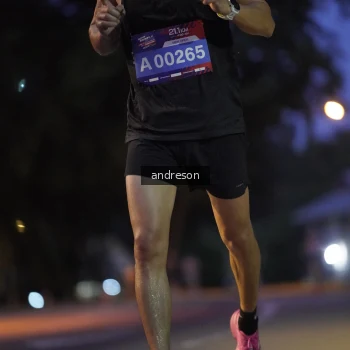 Runner Photo 3743946