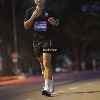 Runner Photo 3743954