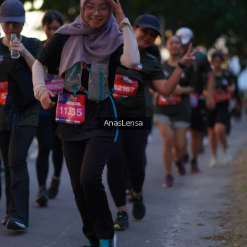 Runner Photo 3743982