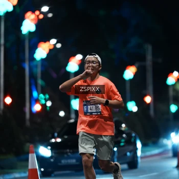 Runner Photo 3743995