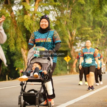 Runner Photo 3744000