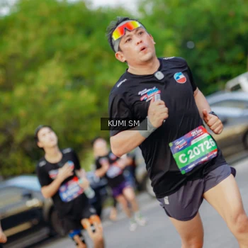 Runner Photo 3744341
