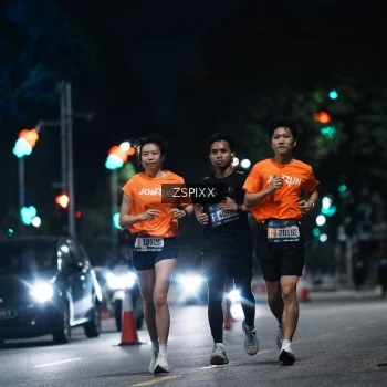 Runner Photo 3744349