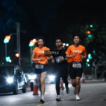 Runner Photo 3744356