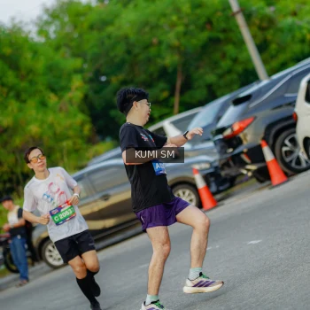 Runner Photo 3744378