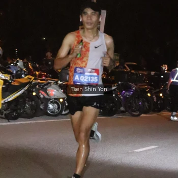 Runner Photo 3744475