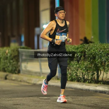 Runner Photo 3744519