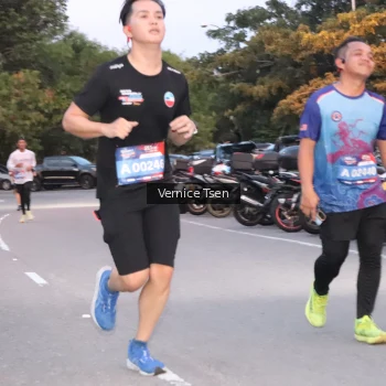 Runner Photo 3744534